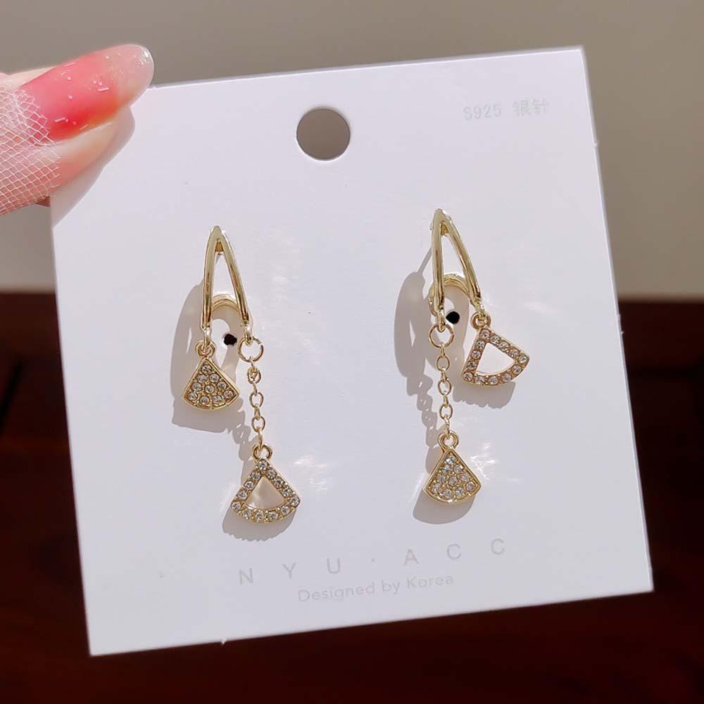 QQMALL Đôi Bông Tai Dáng Dài Đính Đá Phong Cách Hàn Quốc Thời Trang Cho Nữ
