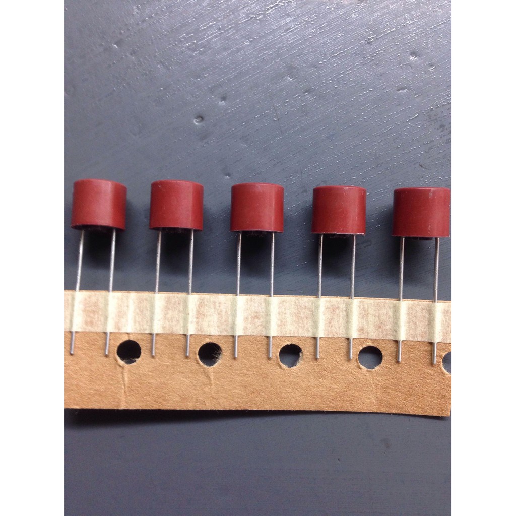 Cầu trì gốm 2.5A - 250V (gói 10 con)