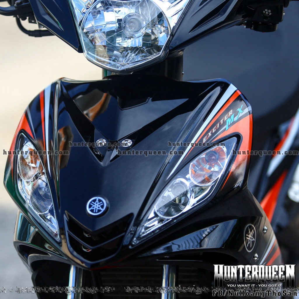 Tem rời UV cao cấp đen cam trắng. Dán xe Exciter 135 (2006-2010), không bay màu , bong tróc. Kích thước chuẩn