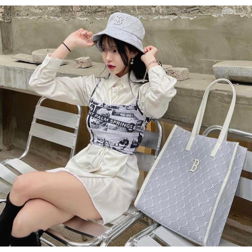 [CHÍNH HÃNG] Túi TOTE MLB họa tiết Monogram Shopping - *Boston Xám Trắng* - Code: 3AORM012N-43GRS
