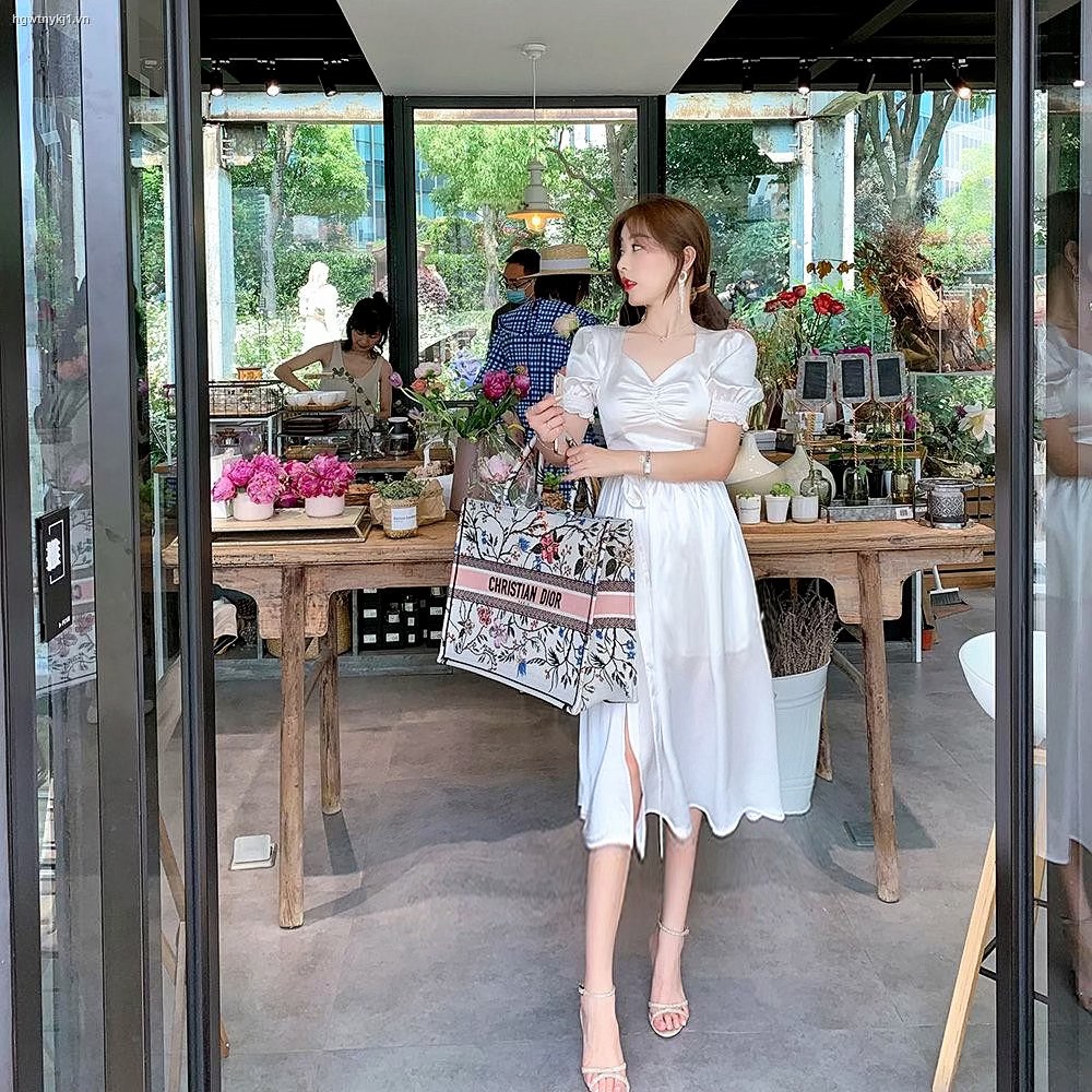 Đầm Lụa Tay nhúng Tiểu Thư Trắng cột eo, cổ tim, váy maxxi, sẻ đùi, đầm qua gối, đầm đẹp, giá rẻ, đầm xòe, tay lở, bo eo | BigBuy360 - bigbuy360.vn