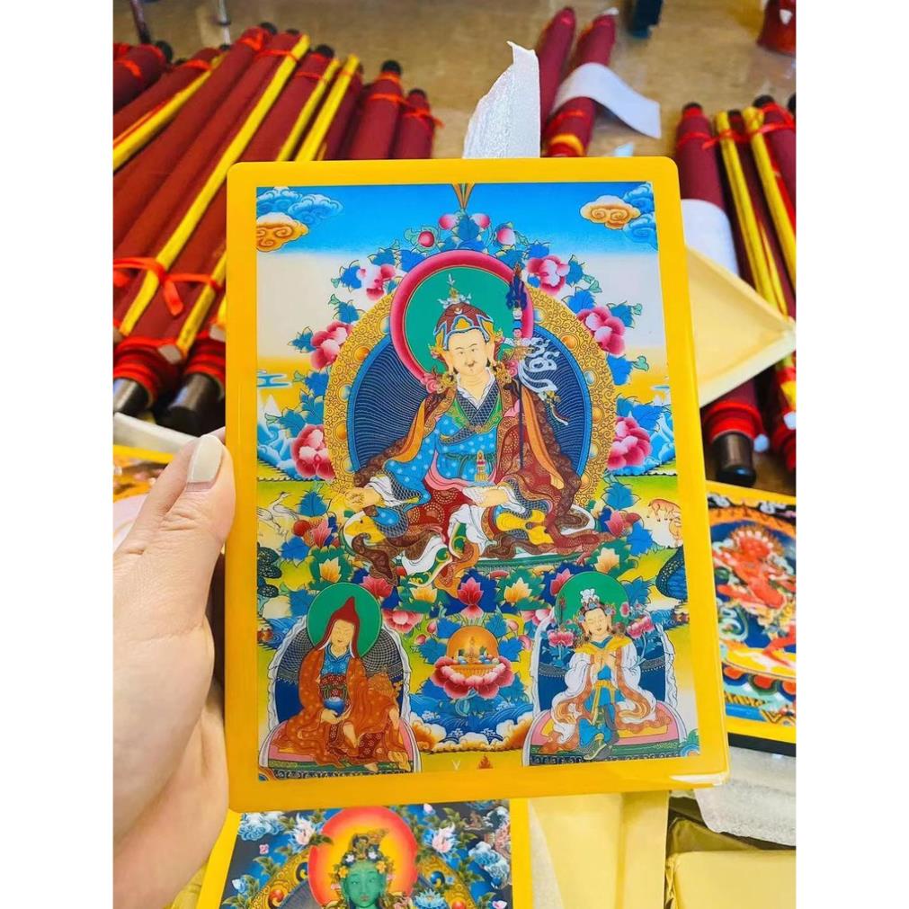 TRANH THANGKA BỔN TÔN MIKA CAO CẤP BÀY BÀN TÂY TẠNG 15X20CM - NHỎ GỌN