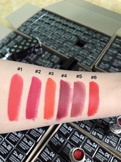 Son Lì THE SKIN FACE BOTE LIPSTICK 