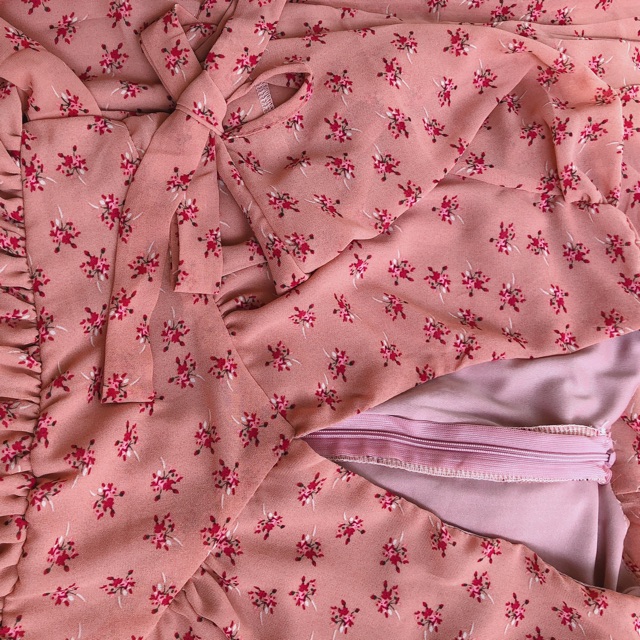 (ĐẦM LỤA HOA NHÍ FORM XINH DUYÊN DÁNG TAY CỘT NƠ)ảnh thật khách mặc | BigBuy360 - bigbuy360.vn