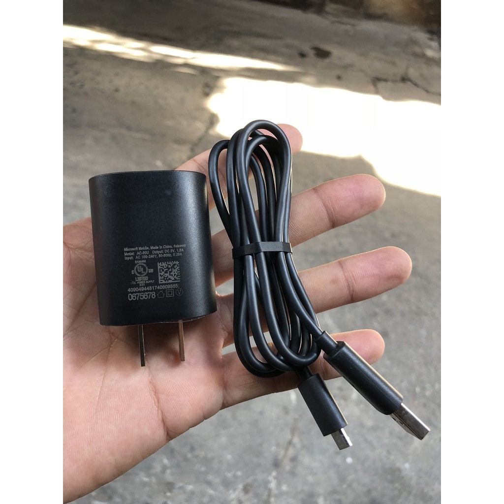 _SẠC ĐIỆN THOẠI NOKIA LUMIA 5V – 1.5A – AC-60U HÀNG ZIN THEO MÁY