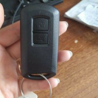 VỎ CHÌA BẤM SMARTKEY 2 NÚT ( CÓ PHÍM)