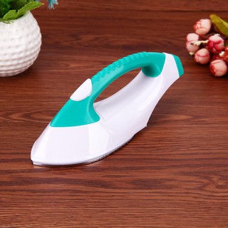 Bàn ủi hơi nước mini