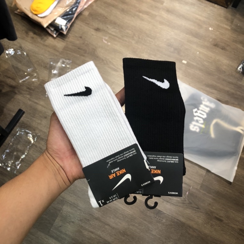 Tất thể thao cao cấp, hàng Trung loại dày dặn giữ phom tốt Bui Vintage