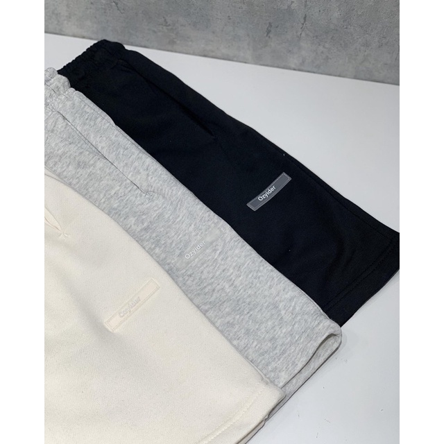 Quần short nỉ Ozy