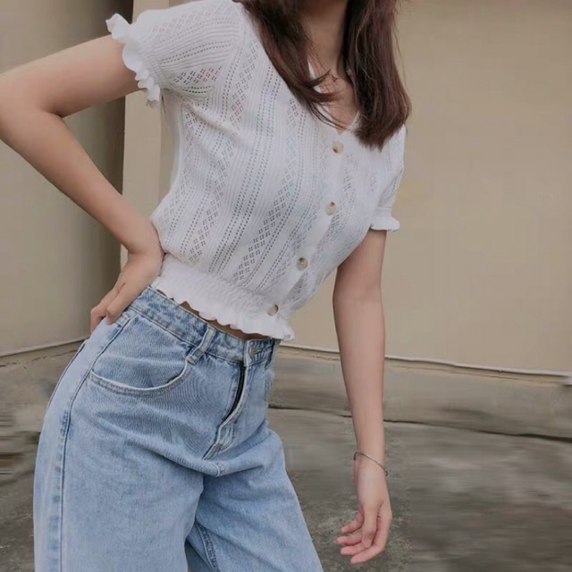 [ SẴN ] Áo Croptop dáng lửng hở eo cộc tay Cổ V Ôm Dáng Jennie/ Black Pink Siêu Xinh A00013 | BigBuy360 - bigbuy360.vn