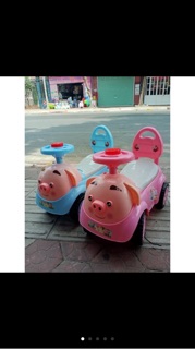 Xe chòi chân con lợn