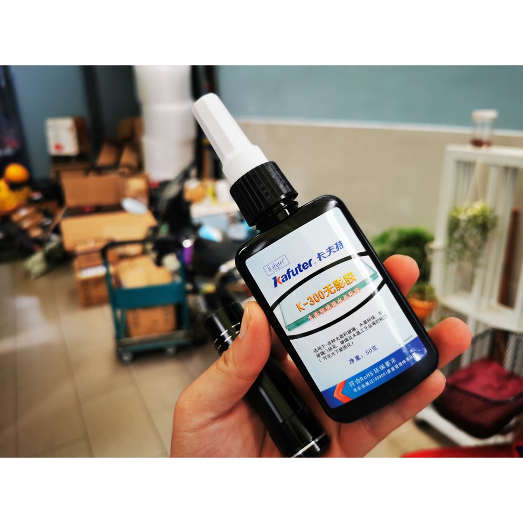 Keo UV Cứng Dán Kính ,Dán Mica Trong Suốt 50ml - Tặng Kèm Đèn UV
