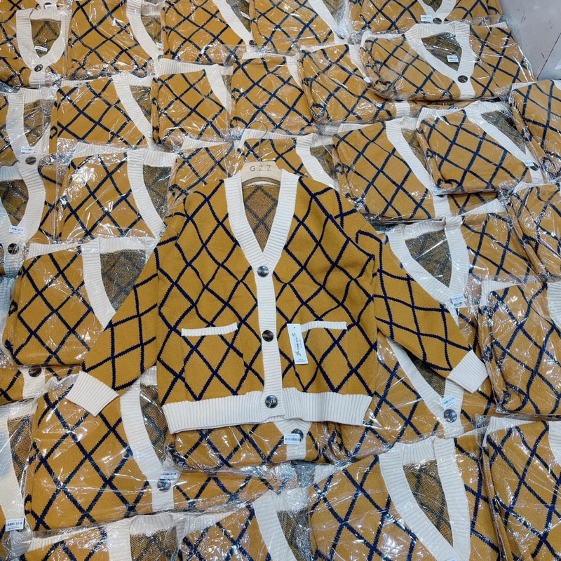 Áo Cadigan/khoác len trám khuy gài có túi tay dài hàng QC | BigBuy360 - bigbuy360.vn