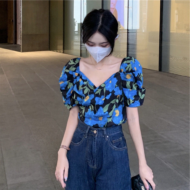 Áo Kiểu Tay Phồng Ngắn Cổ Chữ V In Họa Tiết Hoa Màu Xanh Dương Thời Trang Mùa Hè Xinh Xắn Cho Nữ
