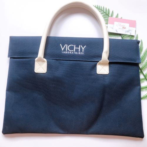 Túi đựng mỹ phẩm Vichy - Hàng tặng