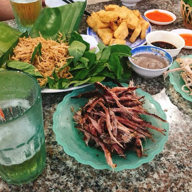 Thịt Lợn Gác Bếp tặng chẩm chéo (500g) | BigBuy360 - bigbuy360.vn