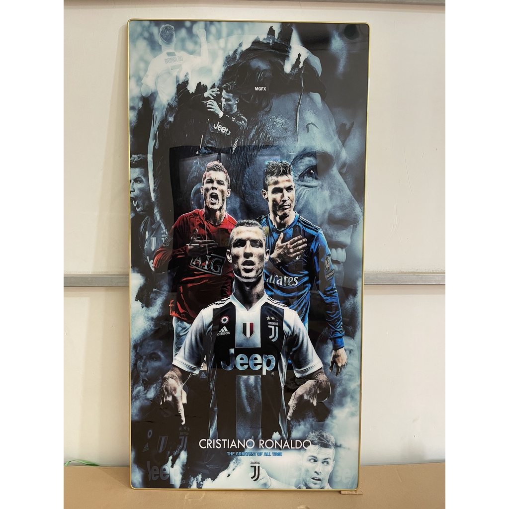 Tranh Tráng Gương- Tranh Ronaldo- siêu sao bóng đá thế giới