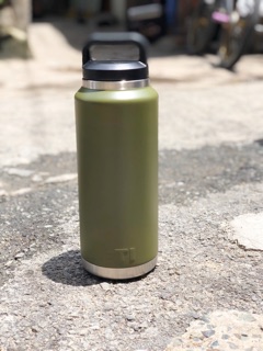 📣Bình giữ nhiệt YETI 1.1L📣