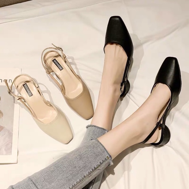 Sandal bệt mũi vuông
