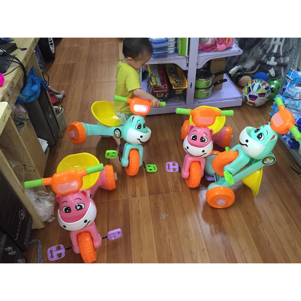 Xe Đạp 3 Bánh Hoạt Hình Chú Bé Đội Mũ Và Con Bò Gấp Gọn