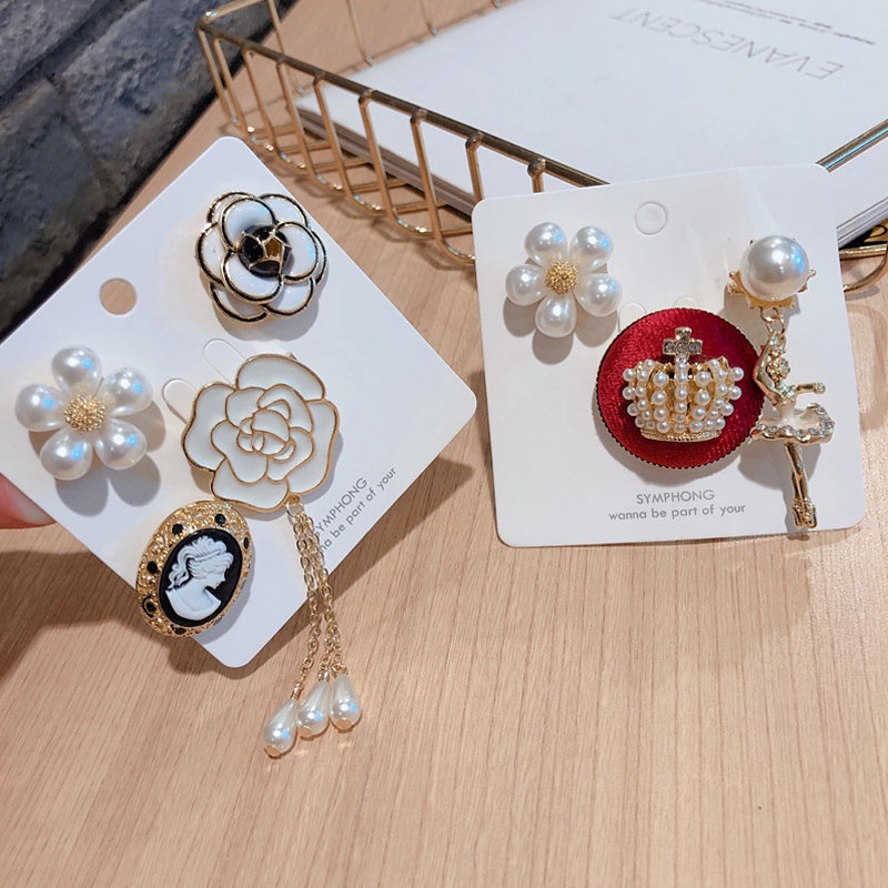 Ghim cài áo hình hoa hồng đính ngọc trai giả sang trọng cho nữ