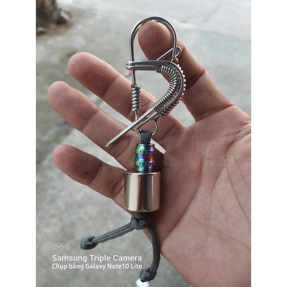 Móc khóa inox 304 uốn thủ công-Nam Châm hít bi kèm móc khóa Thủ công bằng inox 304