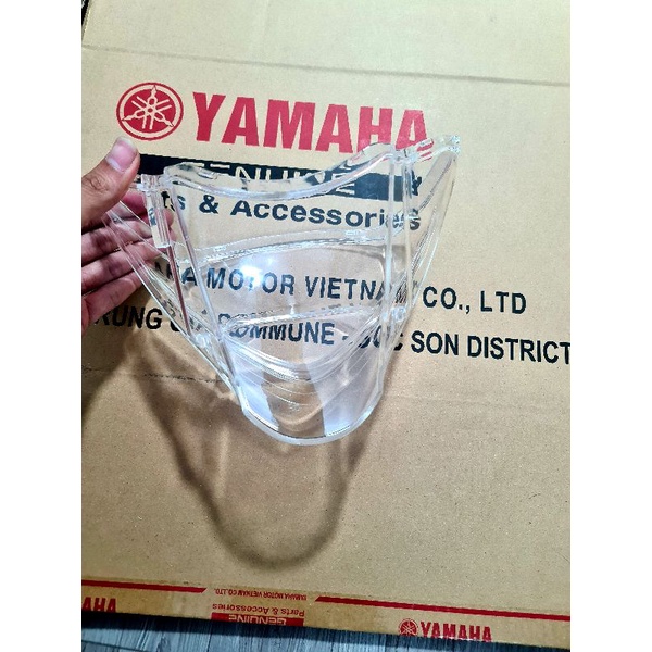 Mặt Kính Đuôi Đèn / Chụp Lái Ultimo