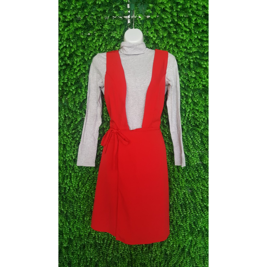 Thanh lý set đầm yếm size M, dưới 53kg