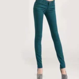 Quần kaki nữ size lớn