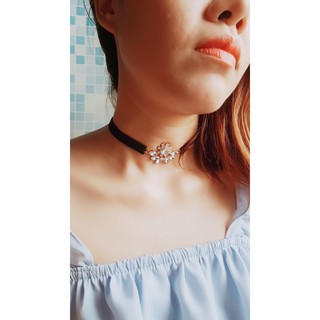 Choker dây đen mặt hoa đá - D370