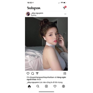 Áo len cổ yếm