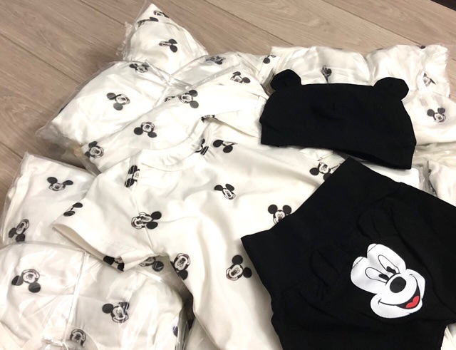 SALE!! Set bodysuit hiệu H.M cực xinh | BigBuy360 - bigbuy360.vn