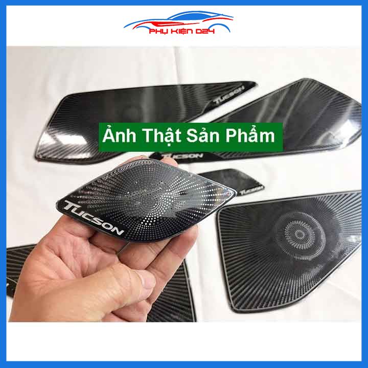 Bộ ốp màng loa vân Titan cho xe Tucson 2016-2017-2018-2019-2020-2021 chống xước trang trí nội thất ô tô