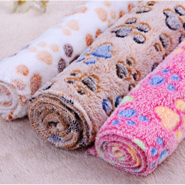 Thảm chó mèo vải nhung phù hợp cả mùa đông và mùa hè