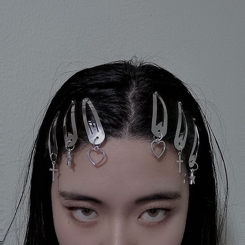 Kẹp Tóc Kim Loại Màu Bạc Mặt Chữ Thập / Trái Tim Xinh Xắn