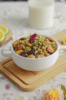 Matcha Granola
