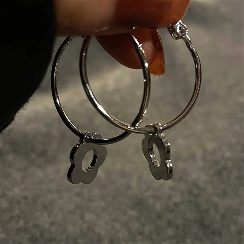 Khuyên Tai Kim Loại Hình Bông Hoa Xinh Xắn Dành Cho Nữ 191192Bông Tai Mạ Bạc 925 Thiết Kế Đơn Giản Phong Cách Hàn Quốc