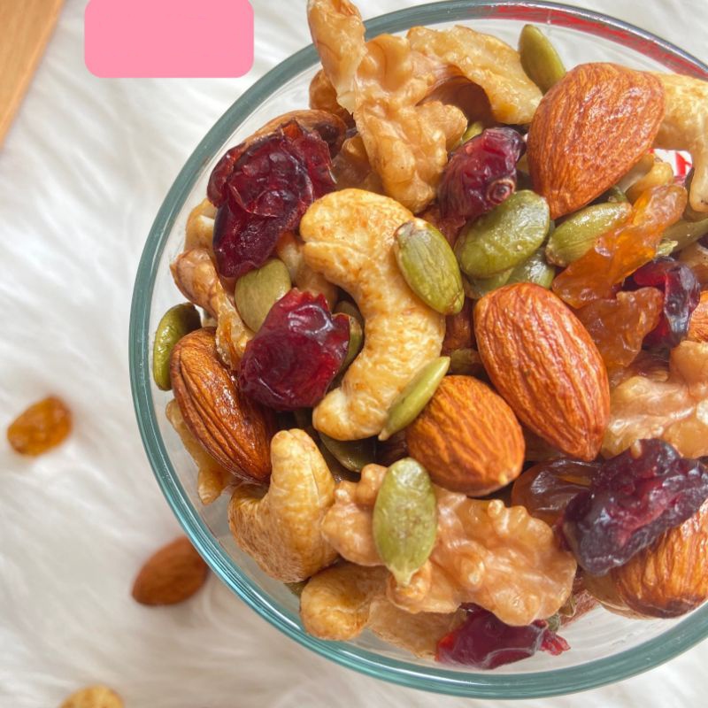 Granola 100% Hạt Không Yến Mạch, Ngũ Cốc Mật Dừa Thêm Óc Chó Vàng Đỏ, Dừa Khô 11 Loại Hạt - NHALAM FOOD