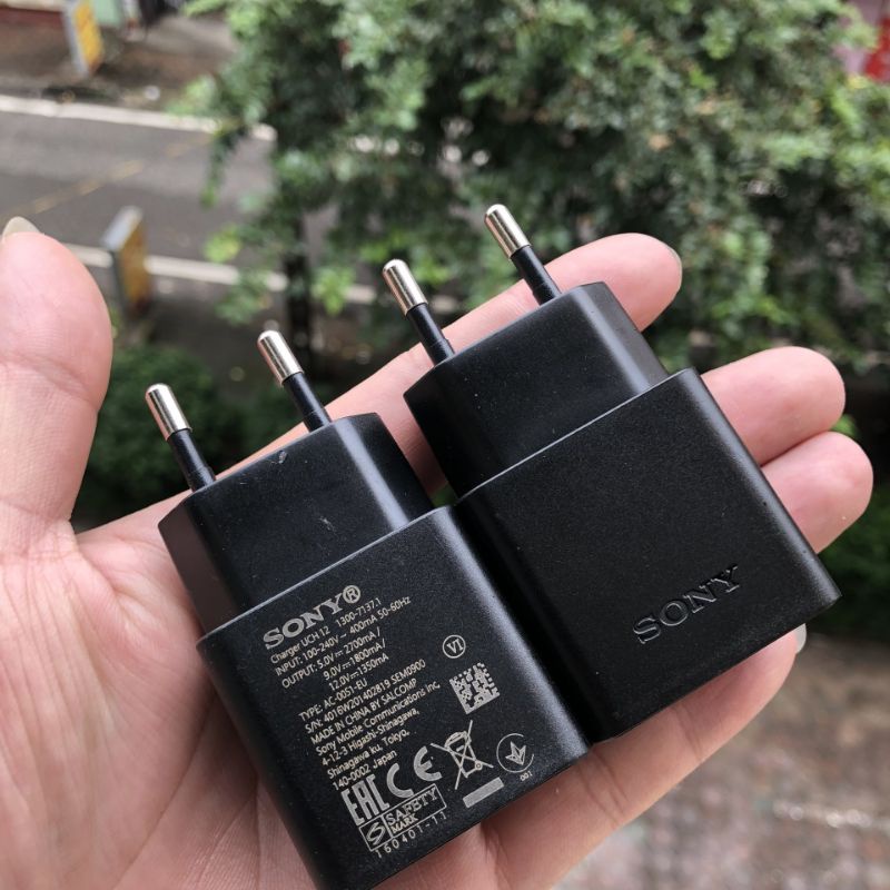 Bộ Sạc Nhanh Sony Xperia UCH12 Và Cáp Sony UCB Micro EC803