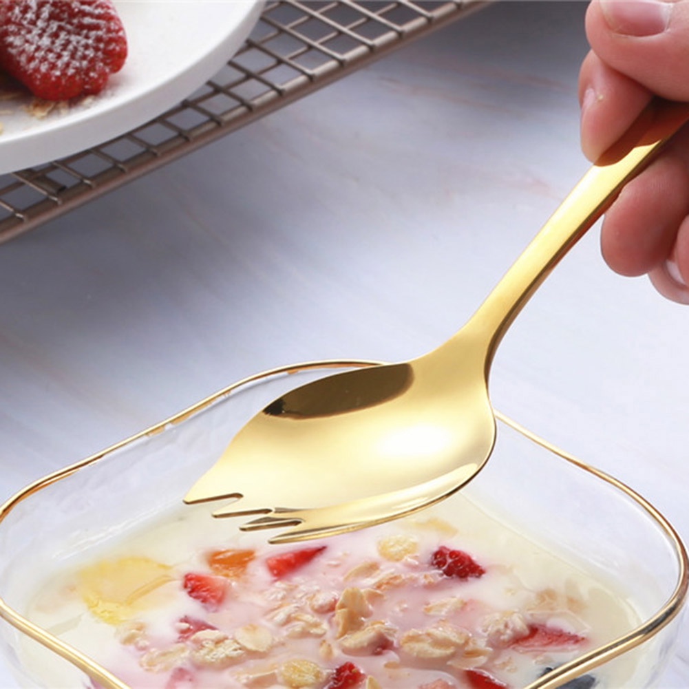 Thìa kết hợp nĩa 2 trong 1 tiện lợi khi đi du lịch
