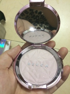 Phấn phủ becca
