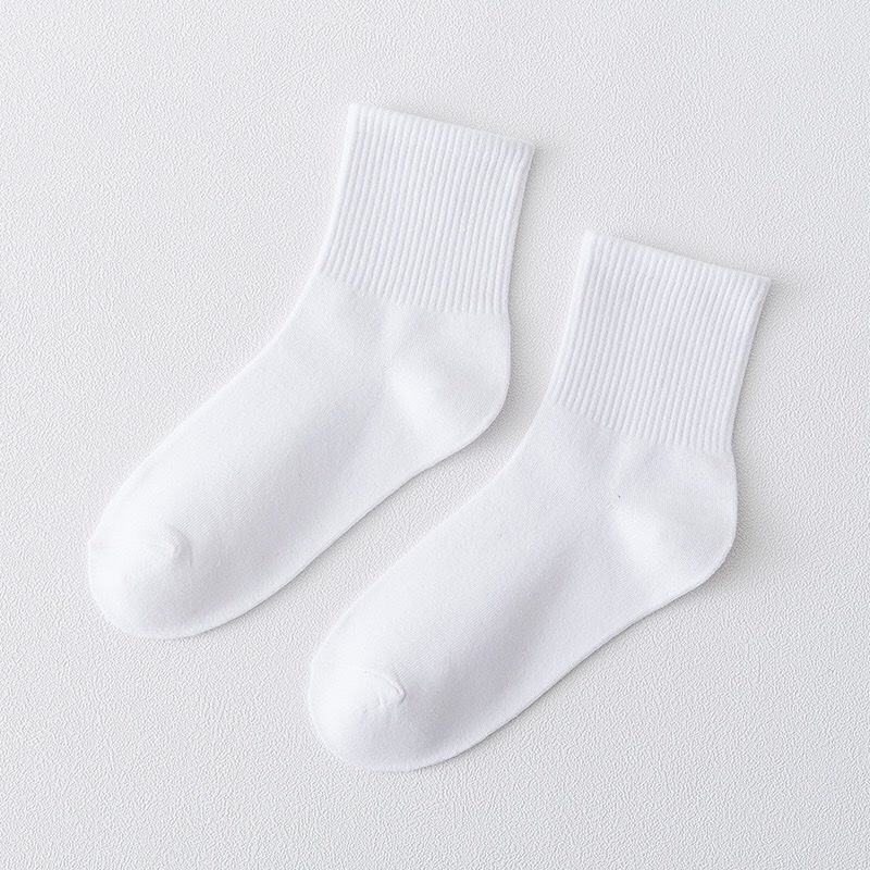 Tất trơn cao cổ nam nữ unisex phong cách trẻ trung chất liệu thoáng mát, thấm mồ hôi