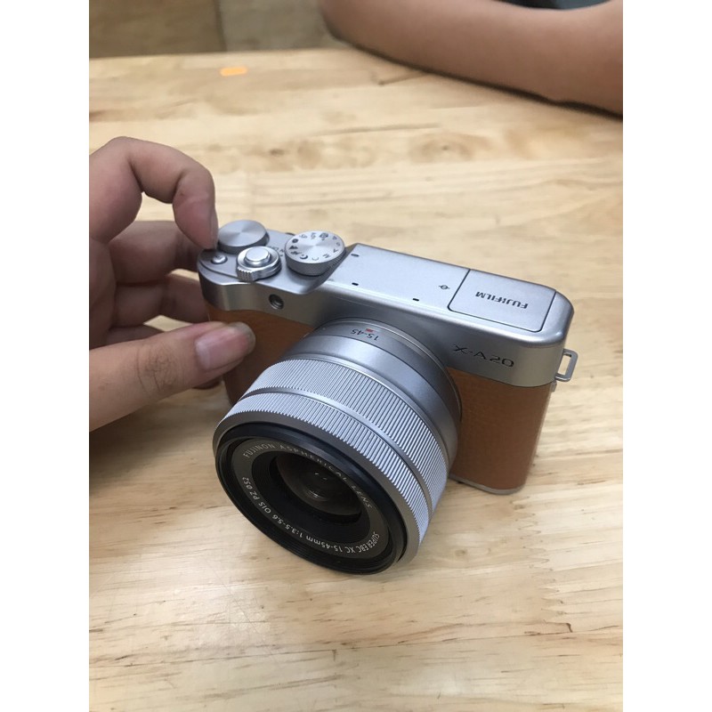 Máy Ảnh Fuji XA20 Kèm Kit