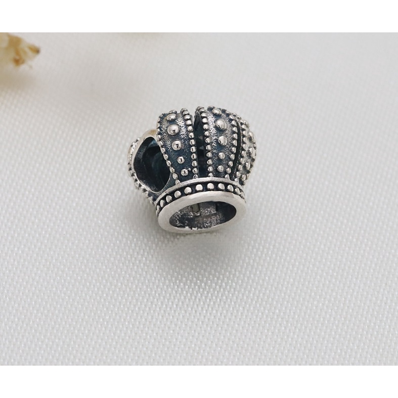 Charm vương miện hình tự chụp