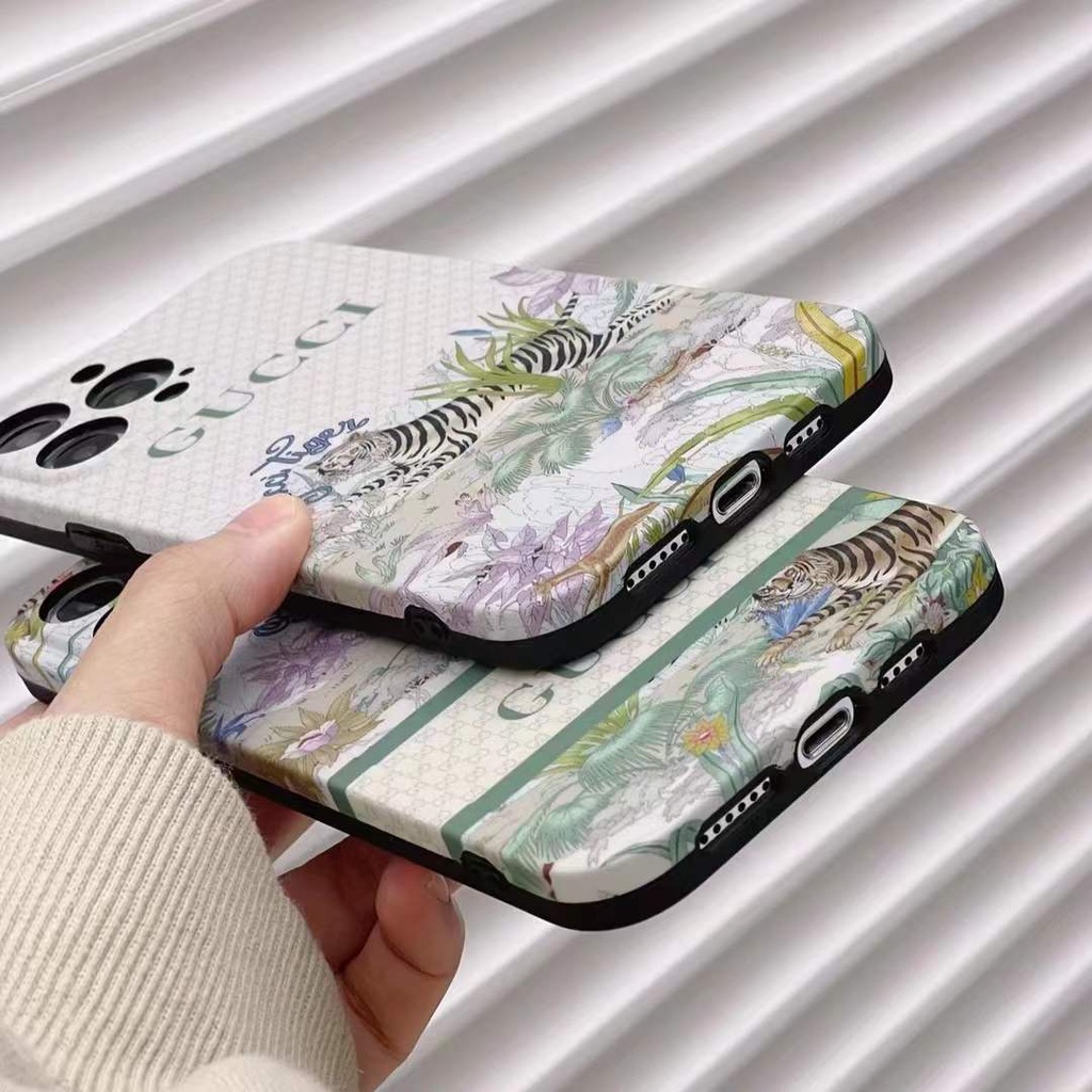 Sang Trọng Ốp Điện Thoại In Logo gucci Và Chú Hổ Cho iphone 15 pro max 14 pro max 13 pro max i13 13pro 12 pro max 11 pro max
