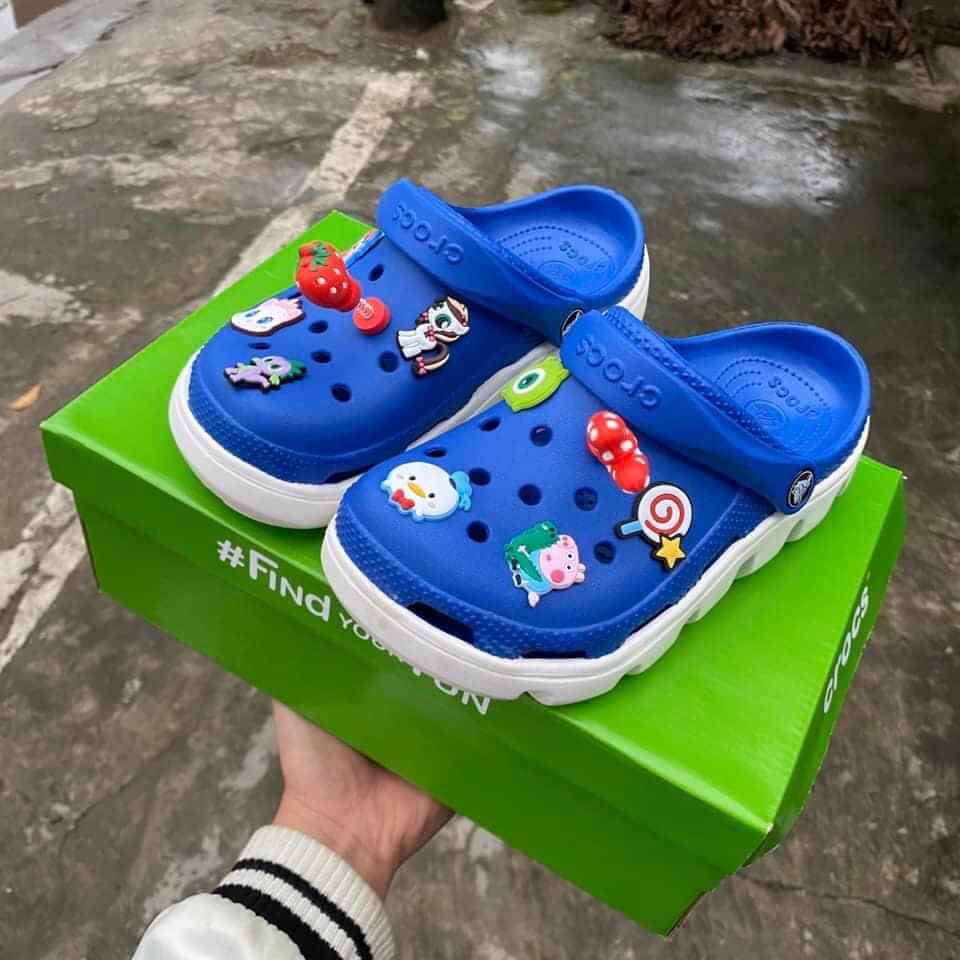 combo Dép sục cá sấu đầu tặng 10 hình dán và 1 thú nhún kèm hộp ( full box) | BigBuy360 - bigbuy360.vn