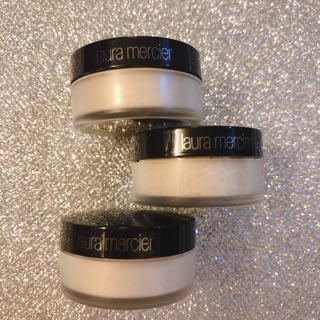 Phấn phủ Laura Mercier