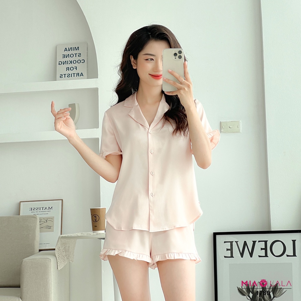 Bộ đồ mặc nhà lụa cao cấp áo cộc tay, quần ngắn Mialala S0422M1131789