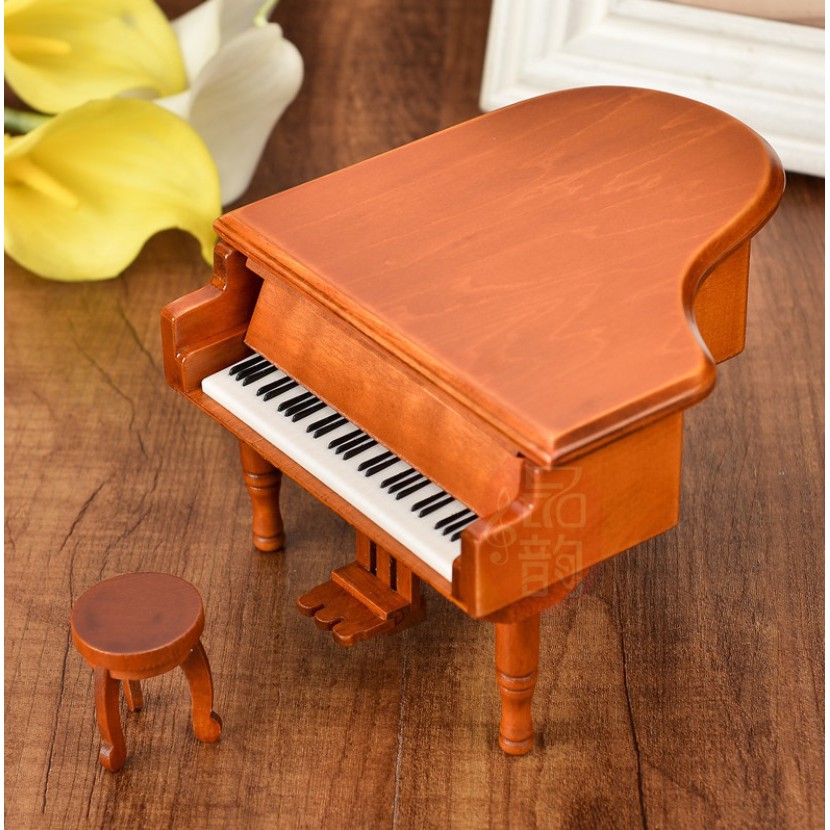 Hộp nhạc đàn piano bằng gỗ cá tính