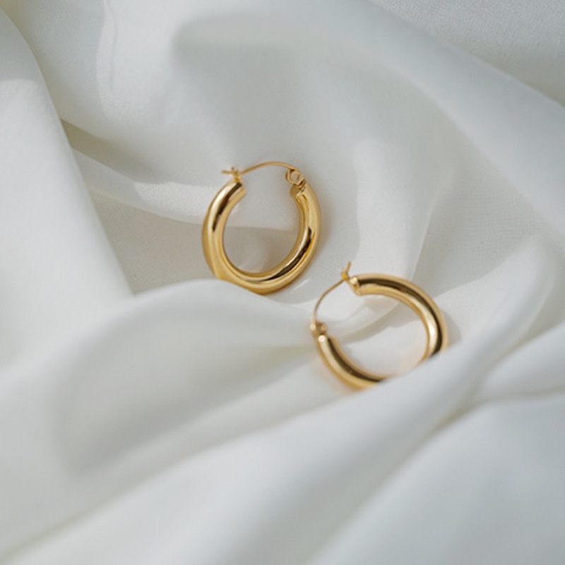 Khuyên Tai Nữ Hình Tròn Phong Cách Sang Trọng